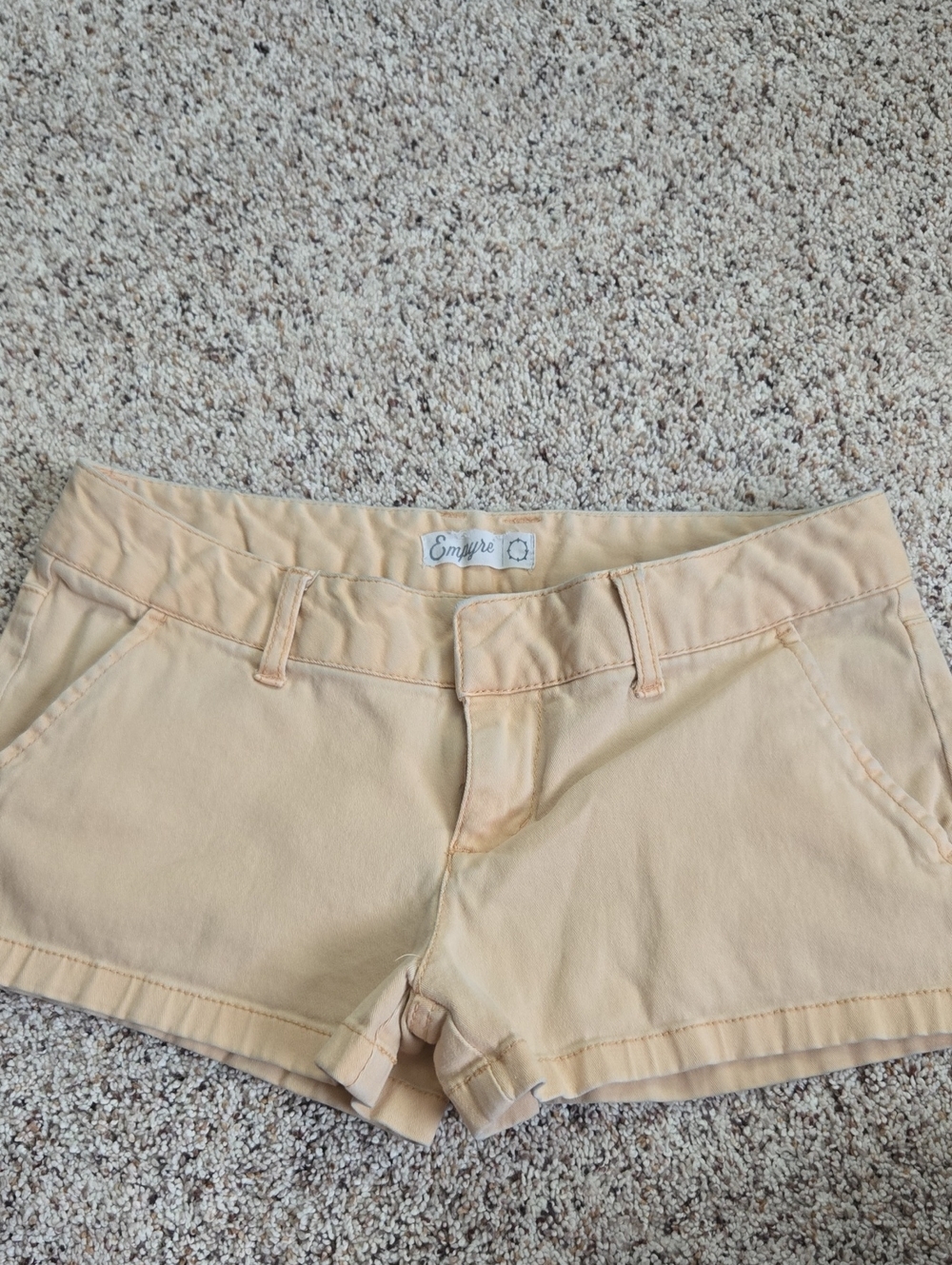 Soft Peach Beige Front-Zip Shorts Shortie Size 5 Empyre